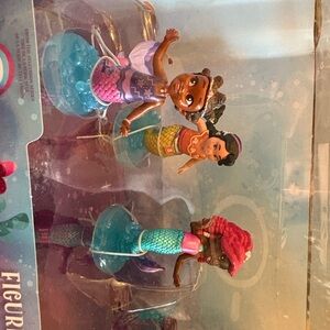 Disney Princess Mermaid Doll Set with Pink, Blue, and Yellow Tails